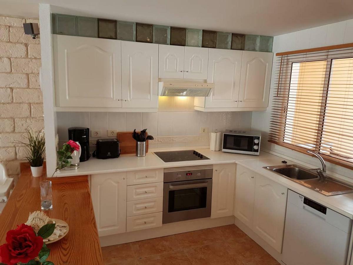 Villa Roque Del Conde With Fantastic Sea View, Terrace, Pool, Wifi, Sat-Tv, Garage Costa Adeje  Exteriér fotografie
